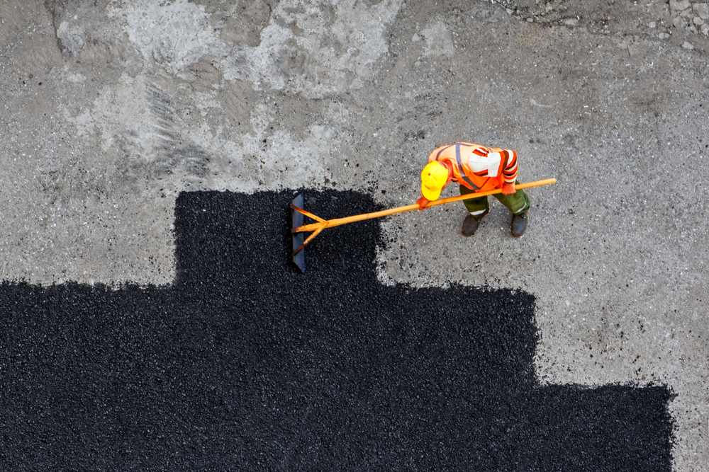 Tar Road Sweeping